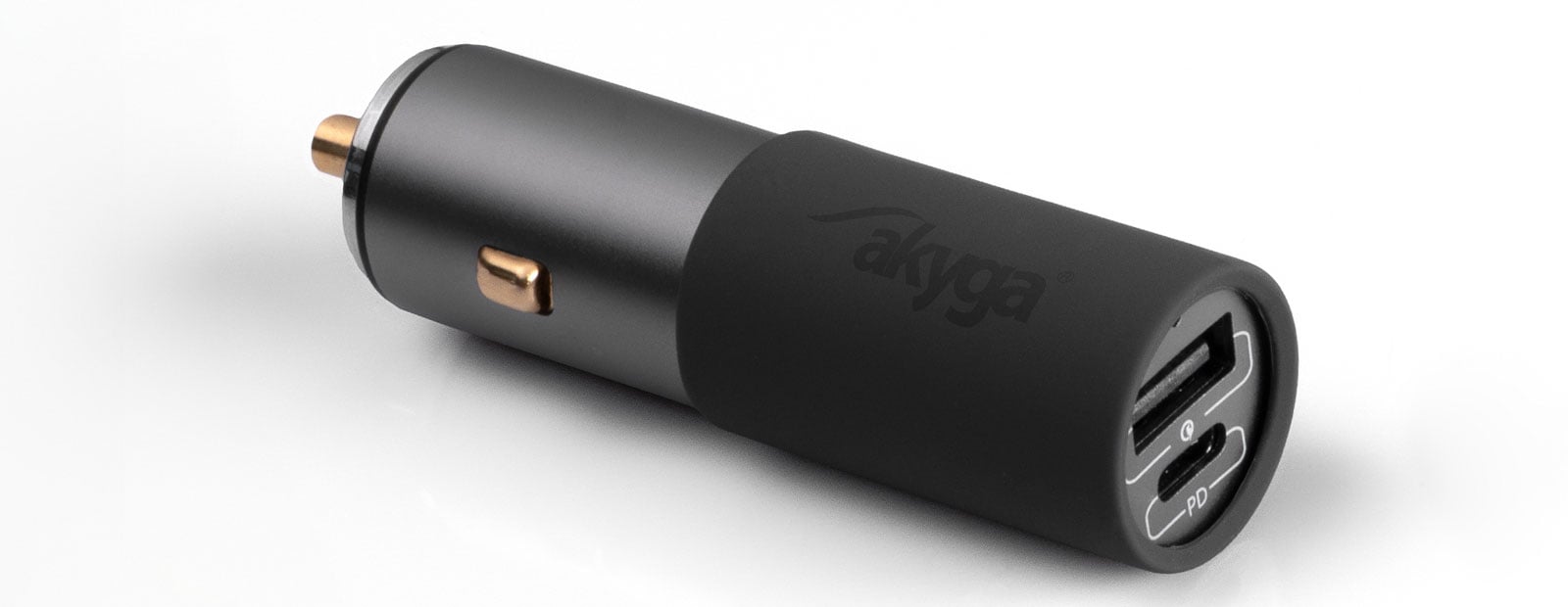 Akyga-Autoladeger&auml;t zum Laden eines Laptops unterwegs